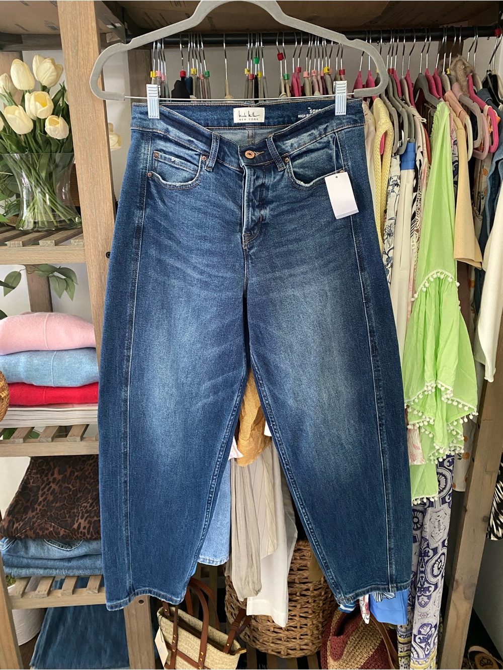 NICOLE MILLER Dark Wash Soho Cropped Barrel Jeans! 👖
